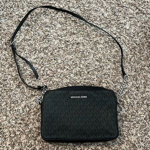 Micheal Kors shoulder bag black